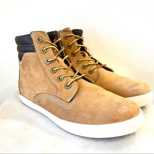 EUC Timberland WOMEN'S DAUSETTE Leather Hightop Flat SNEAKER Chukka BOOTS